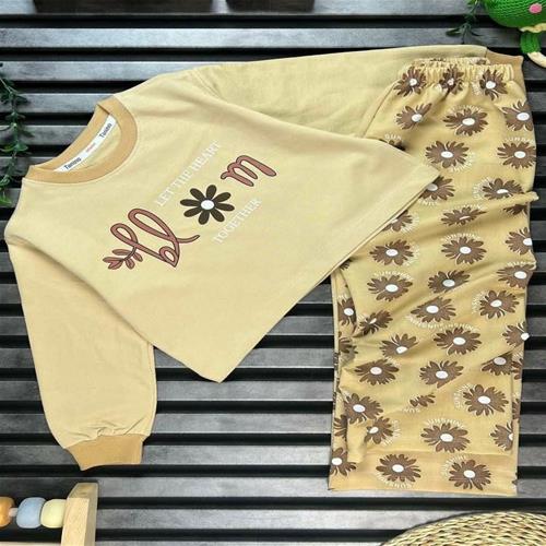 ست بلوز و شلوار دخترانه کرمی طرح فلاور کد 107